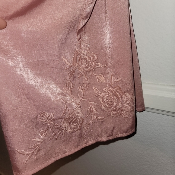 Kendall & Kyle Sleeveless Romper - Picture 5 of 8